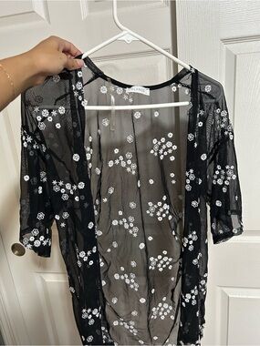 GLANCE Black Sheer Floral Embroidered Kimono Cardigan